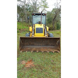 Retroescavadeira New Holland Lb90 4x4