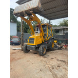 Retroescavadeira Randon Rk 406
