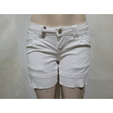 Shorts Curto Branco Planet