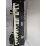 Teclado Roland Fa 08