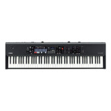 Teclado Sintetizador Yamaha Yc88 7/8 Stage Keyboard C Cor Preto