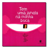 Tem Uma Janela Na