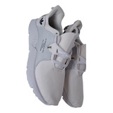 Tênis adidas Masculino Modelo Clássico