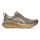 Tênis Asics Novablast 5 Luxe Feminino 1012b815 020