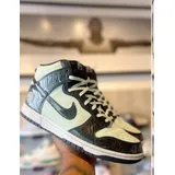 Tenis Nike Dunk High