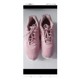 Vende se Tenis Nike