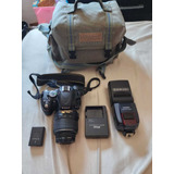 Vendo Camera Nikon D5100