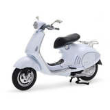 Vespa 946 New Ray 1 12