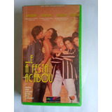 Vhs ... E A Festa Acabou, Rae Dawn Chong, Sandra Bullock