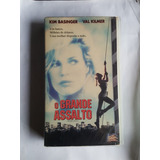 Vhs O Grande Assalto Kim Basinger Val Kilmer Terence Stamp